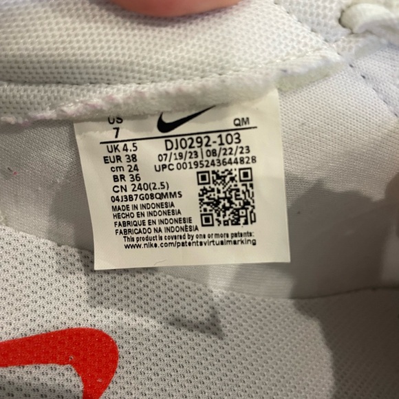 Nike Women’s Pink Blazers Low Platform - Picture 4 of 4